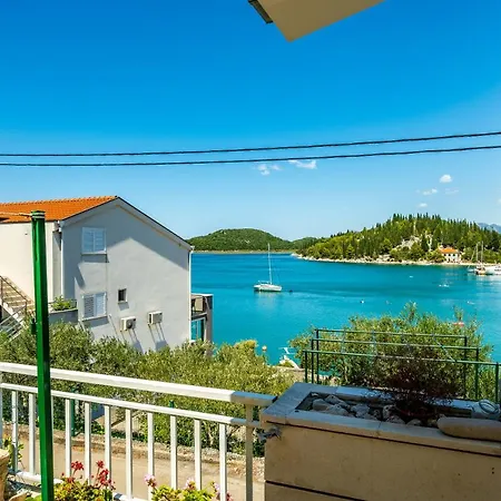 Appartement Medar *